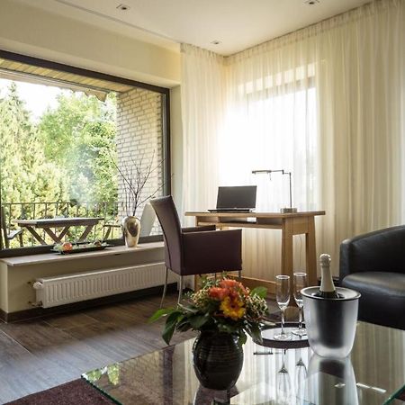 Hotel Landhaus Berghof Wenden  Экстерьер фото