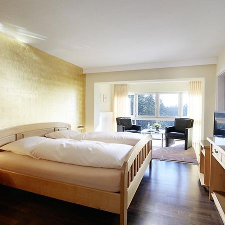 Hotel Landhaus Berghof Wenden  Экстерьер фото