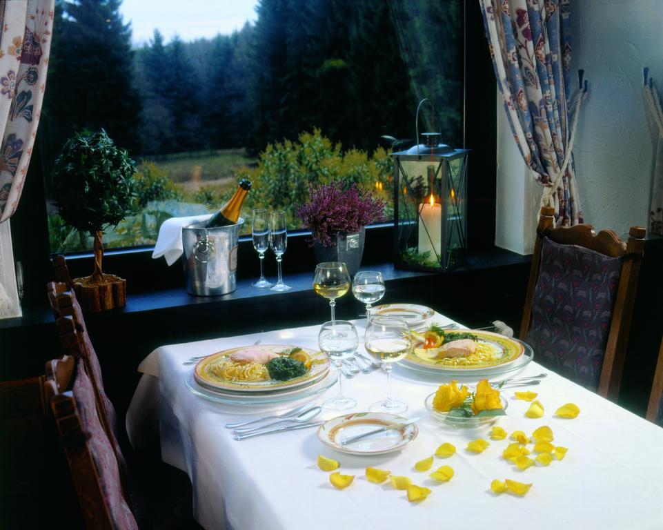Hotel Landhaus Berghof Wenden  Экстерьер фото